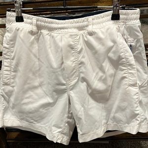 2 pair of men’s birddogs shorts size medium (short). White, khaki 40.00 for both